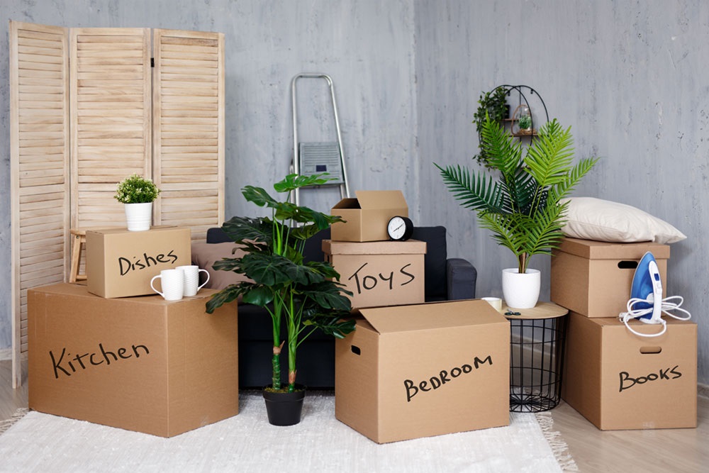 How To Declutter Before A Move