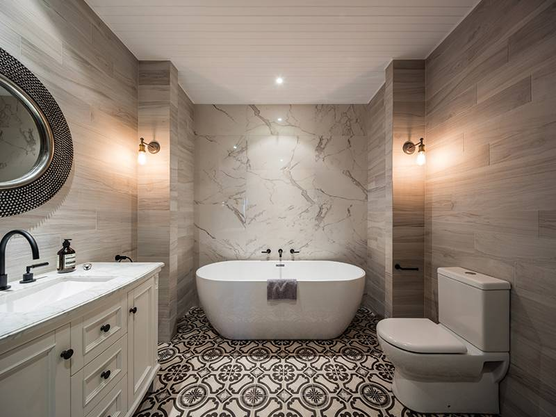 A Bathroom Oasis: Unveiling the Secrets of the Ultimate Personal Sanctuary