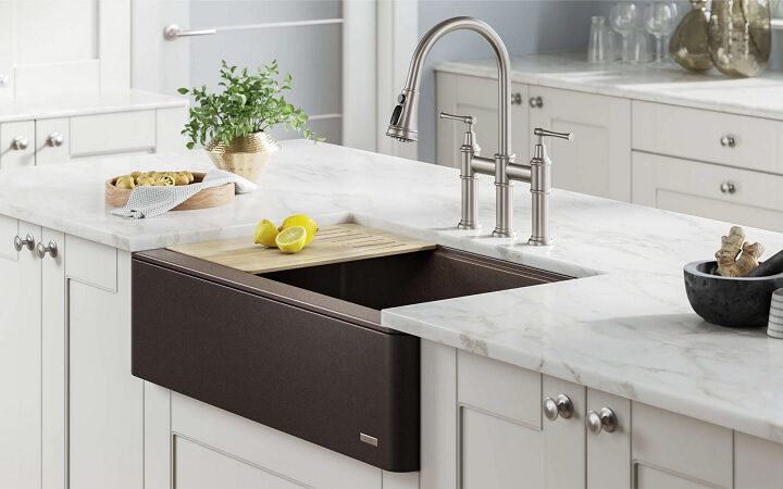 Classic Unlacquered Brass Bridge Faucet With Sprayer: A Timeless Choice for Your Kitchen