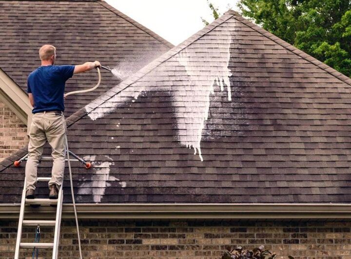 The Benefits of Soft Washing for Roof Cleaning