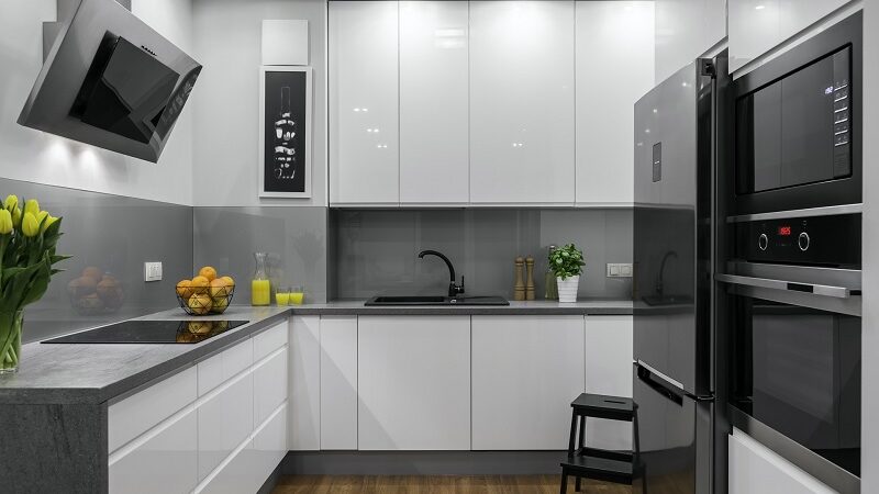 Where to Find Professional Kitchen Wrapping Services in Uithoorn