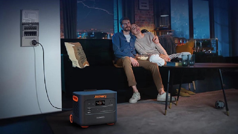 Enhancing Home Resilience with Emergency Solar Generators and Transfer Switches