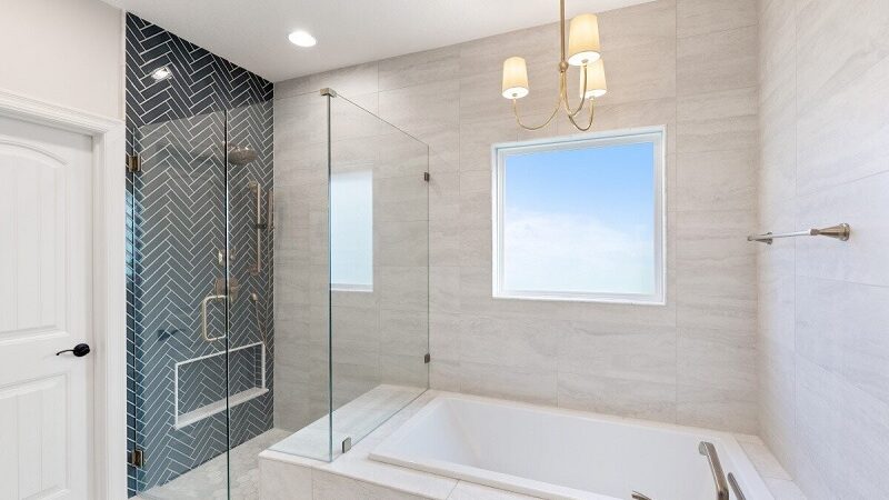 Radiator Outlet Reveals The Benefits Of Freestanding Baths Vs. Built-In Baths
